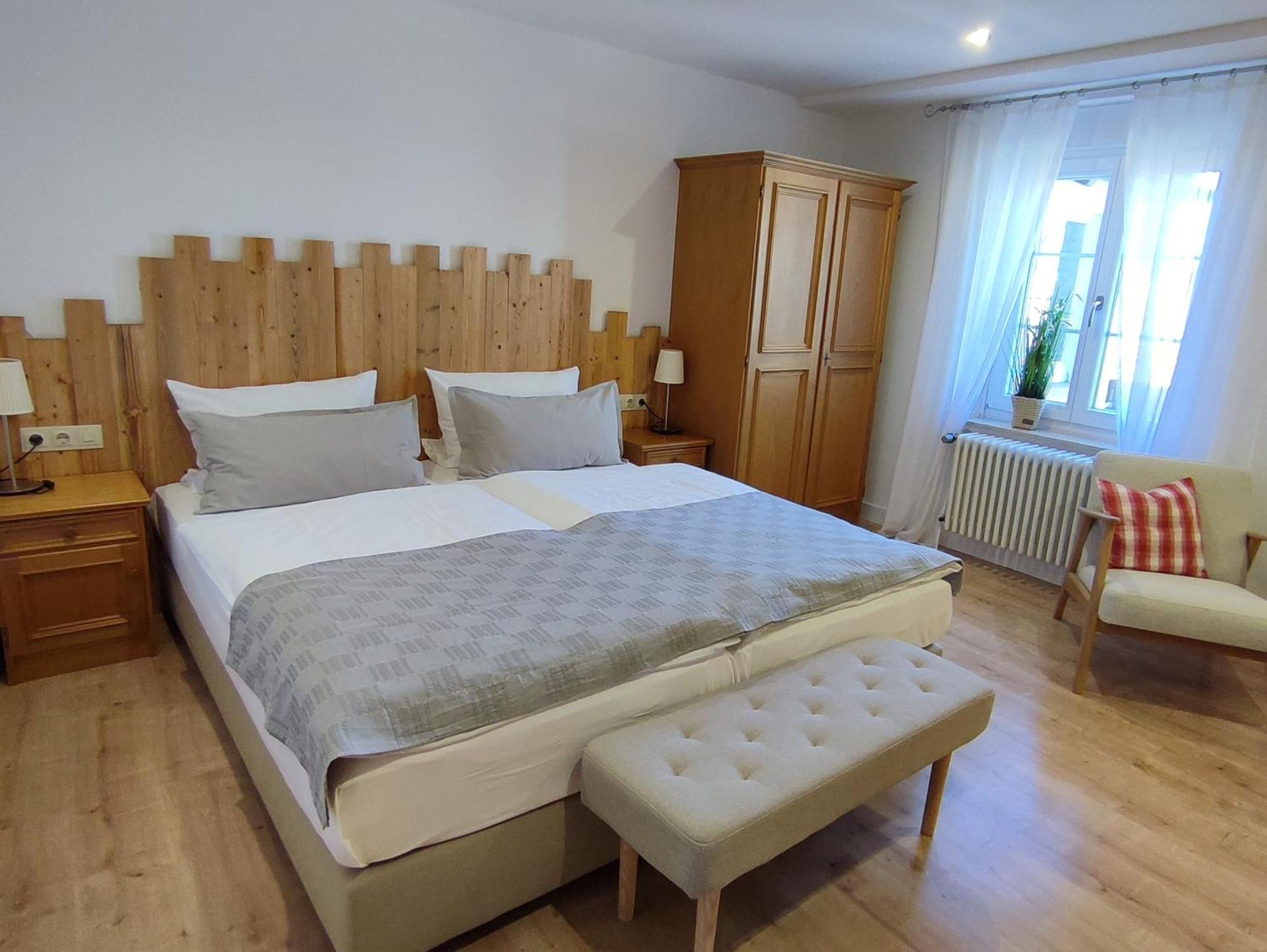 Boutique-Hotel Krone Denzlingen Ngoại thất bức ảnh