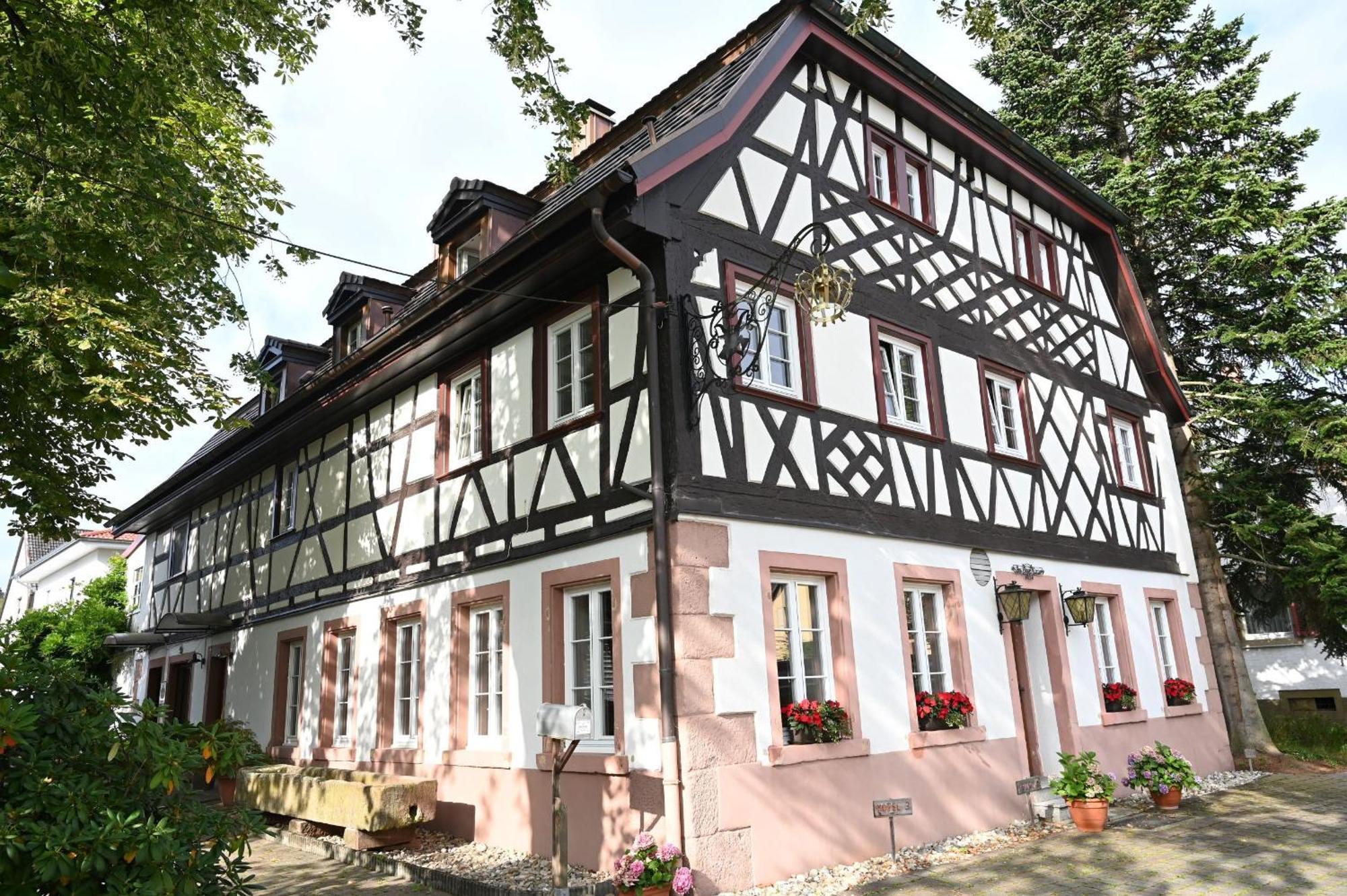 Boutique-Hotel Krone Denzlingen Ngoại thất bức ảnh